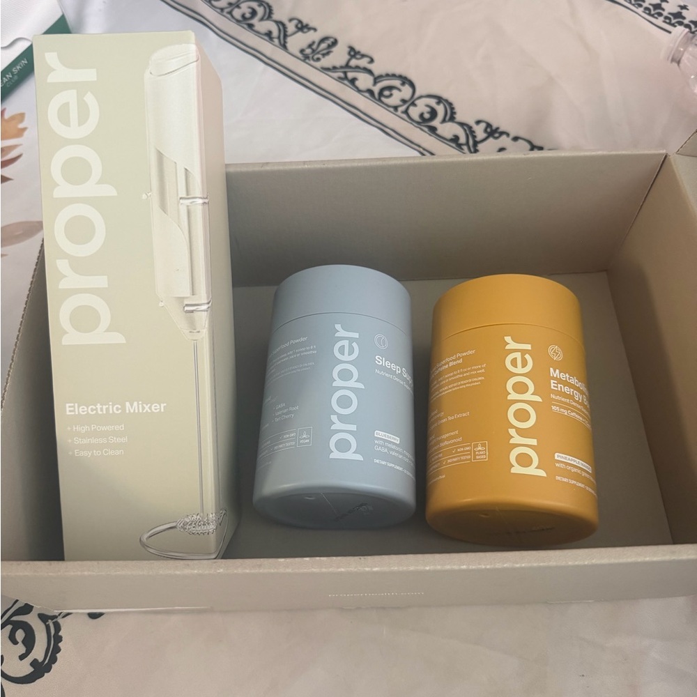 Propper Skincare Set with Blue and Yellow Powder Jars